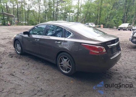 2013 Nissan Altima 2.5 S from USA, damaged, VIN 1N4AL3AP3DC142720